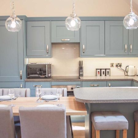 High Oaks Grange - Cottages Pickering Room photo
